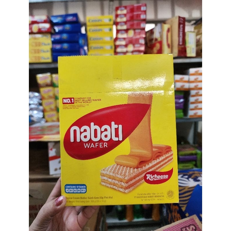 BÁNH KEM XỐP PHÔMAI RICHOCO NABATI HỘP 300GR