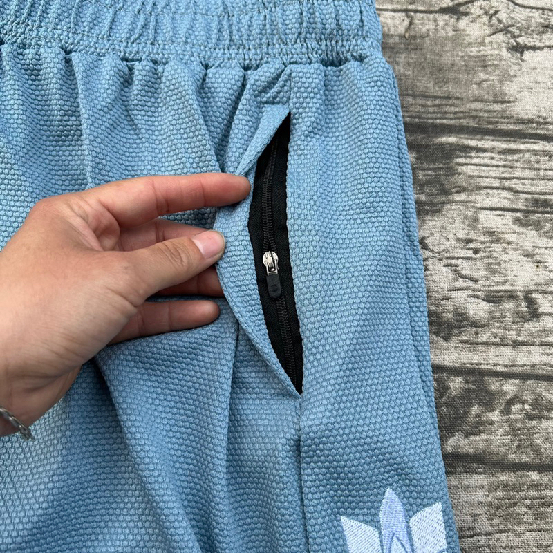 Bộ thể thao cộc tay nam, bộ xốp nam thêu logo cao cấp chất liệu vải xốp bóng co dãn thấm hút mồ hôi tốt