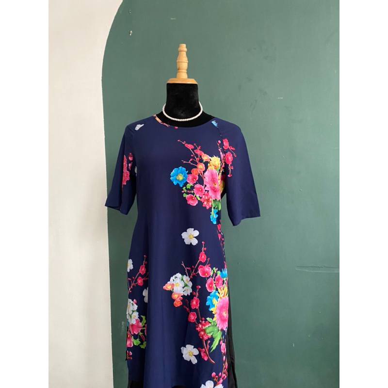 Bộ bà ba trung niên cách tân