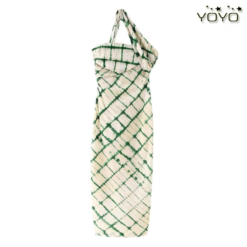 Đầm kẻ sọc lệch vai