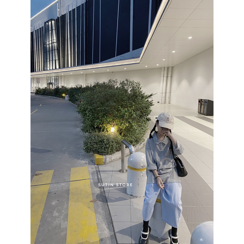 Quần jean suông lửng cho bé