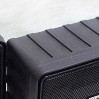 Loa BOSE 101 ( treo tường, hát karaoke,dùng trong phòng nghe nhạc,, phòng trà,)