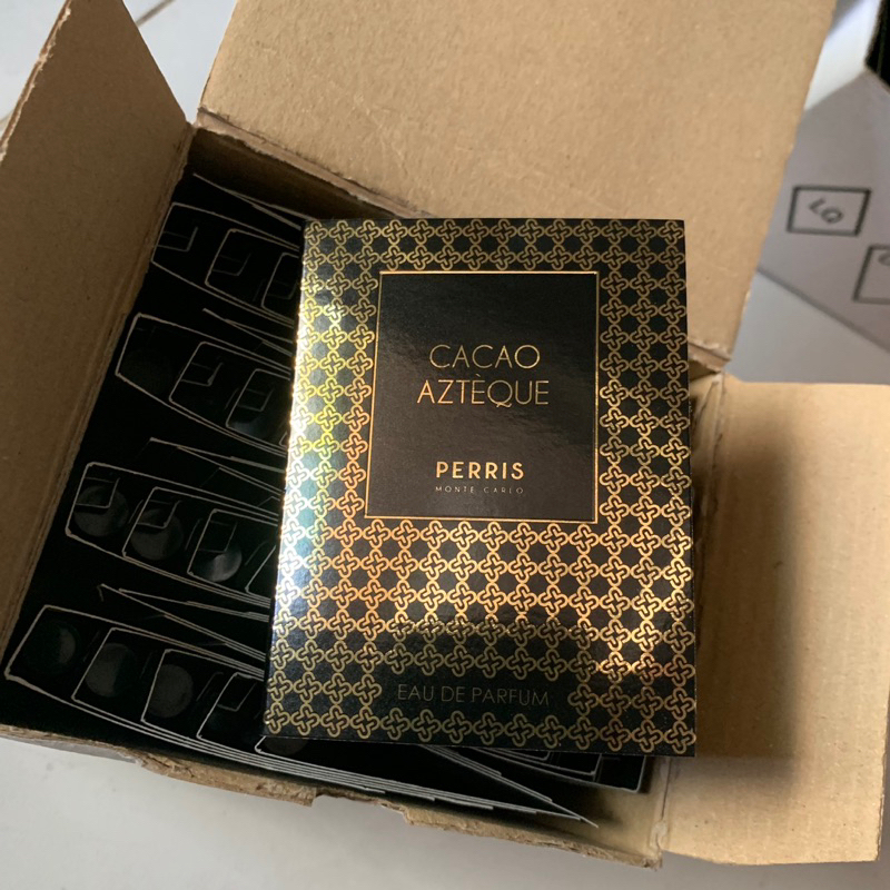 Mẫu thử 2ml Perris Monte Carlo Cacao Azteque EDP (dạng xịt)