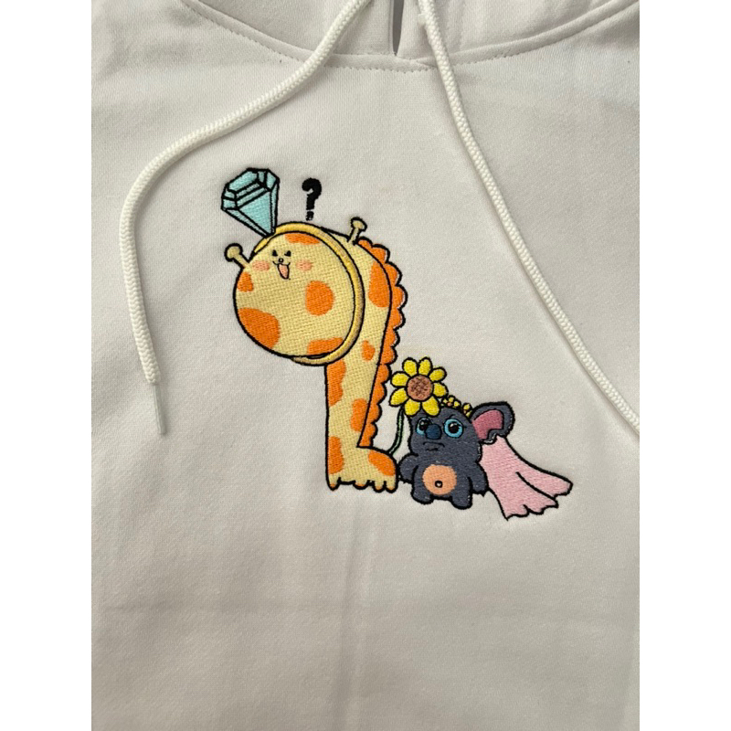 Áo hoodie thêu theo yêu cầu