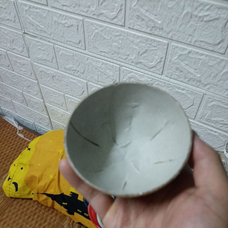 khuôn 4,5 inch khuôn làm vỏ giấy hình cầu vỏ p trứng ko dặt đưocj liên hệ zalo 0983613671