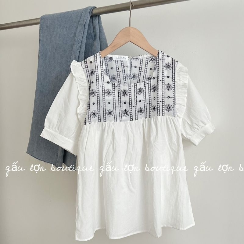 Áo babydoll cộc cổ vuông ngực thêu hoa vintage