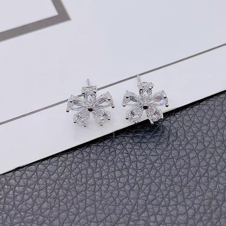 bông tai nữ , hoa 5 cánh , bạc 925 sáng đẹp , chốt chắc chắn