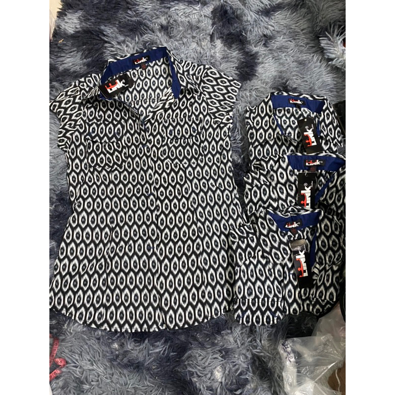 áo sơ mi tay ngắn(lỗi soi)