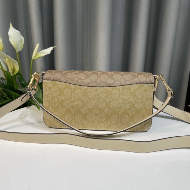 Túi C.oach Morgan kẹp nách sang chảnh