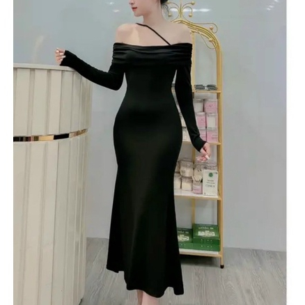 đầm body dáng dài tay dài xòe trễ vai 1 dây chéo cổ sexy