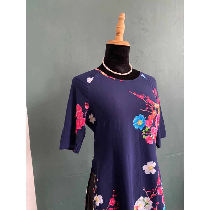 Bộ bà ba trung niên cách tân