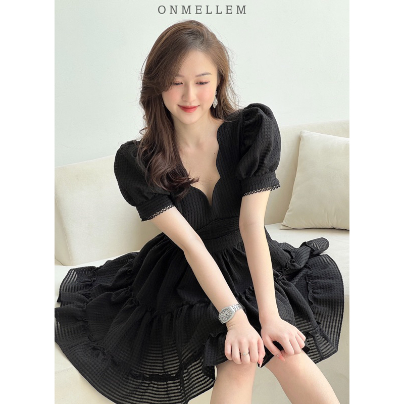 Mell13 dress - Váy bèo viền ren cổ V dáng ngắn Onmellem