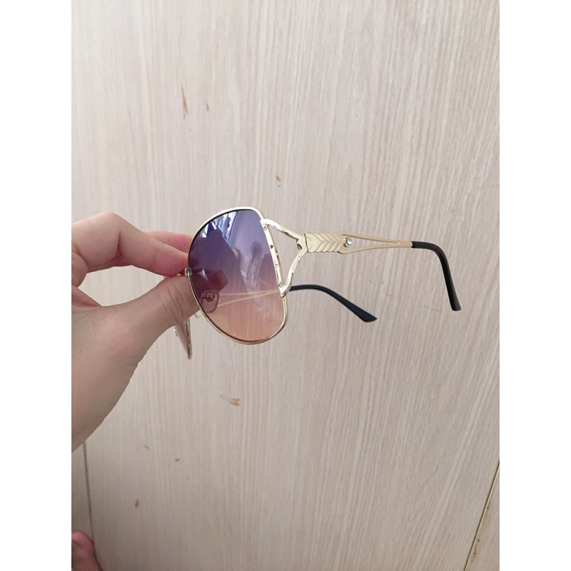 Kính mát nữ đẹp. si tuyển Th á ii