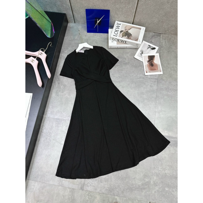 Váy Xoắn Ngực Dáng Dài Xoè Siêu Đẹp Chất Tăm Mịn B120