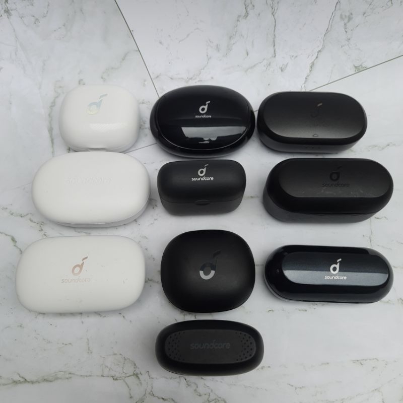 Hộp sạc tai nghe soundcore của anker