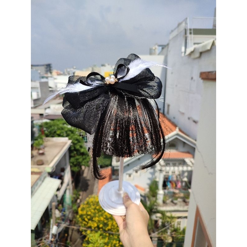 Cài tóc tiểu thư xinh cho bé