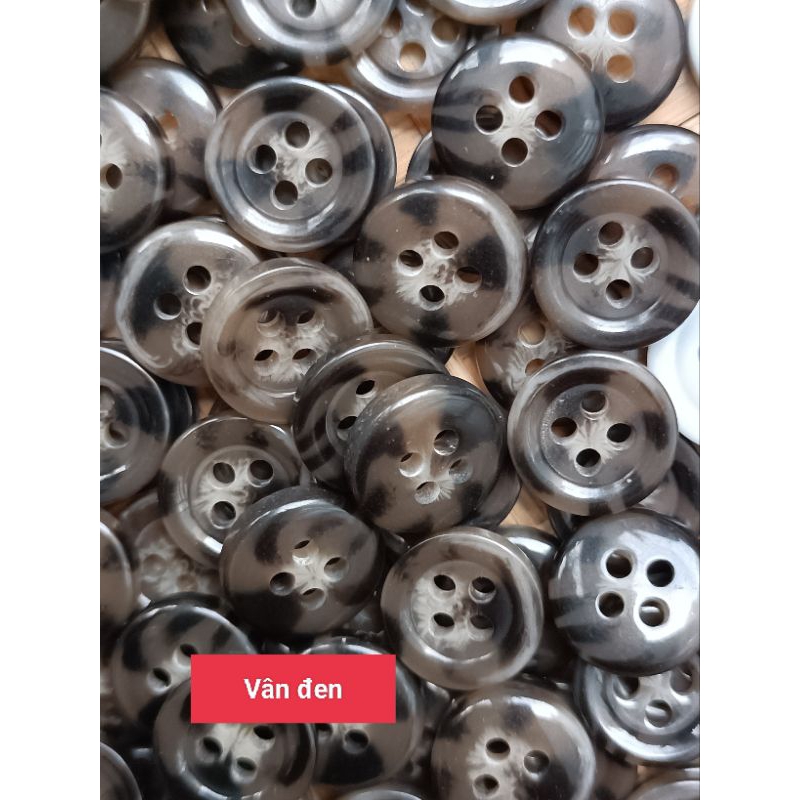 Gói 20 gam nút sơ mi size 1.2cm