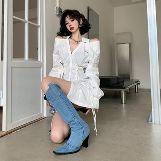 Giày Boot đùi nữ cao gót mũi nhọn cổ V màu xanh jeans cá tính Bốt nữ mũi nhọn xanh denim cá tính