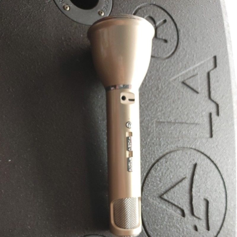 Micro bluetooth hát karaoke