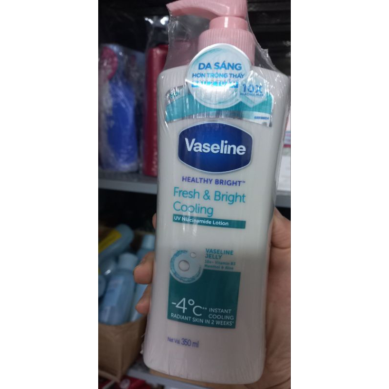 Sữa Dưỡng Thể Dịu Mát Trắng Da Vaseline Fresh & Bright 350ml