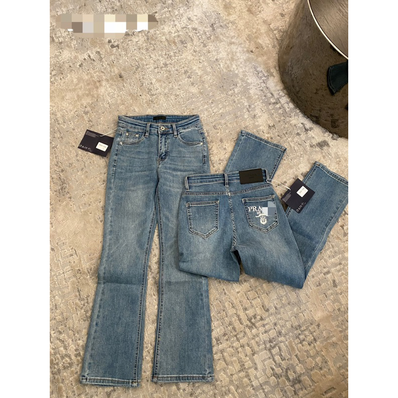 Quần Jeans cap cao ống loe P