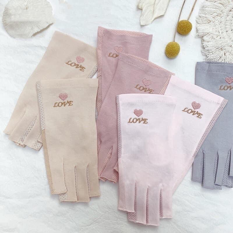 Găng tay chống tia UV làm nail