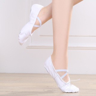 Giày tập múa bale, giày tập múa cổ trang size 22-44 form giày nhỏ đi tăng size
