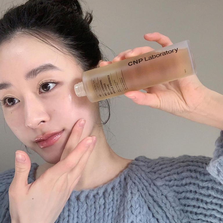 Nước Thần Dưỡng Cam thảo đen da mụn CNP