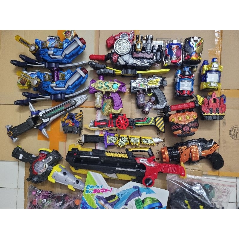 Đồ chơi Kamen Rider các loại có sẵn - Liên hệ nhắn tin cho shop