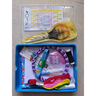 Bộ dụng cụ cắt ,thêu lớp 4,5
