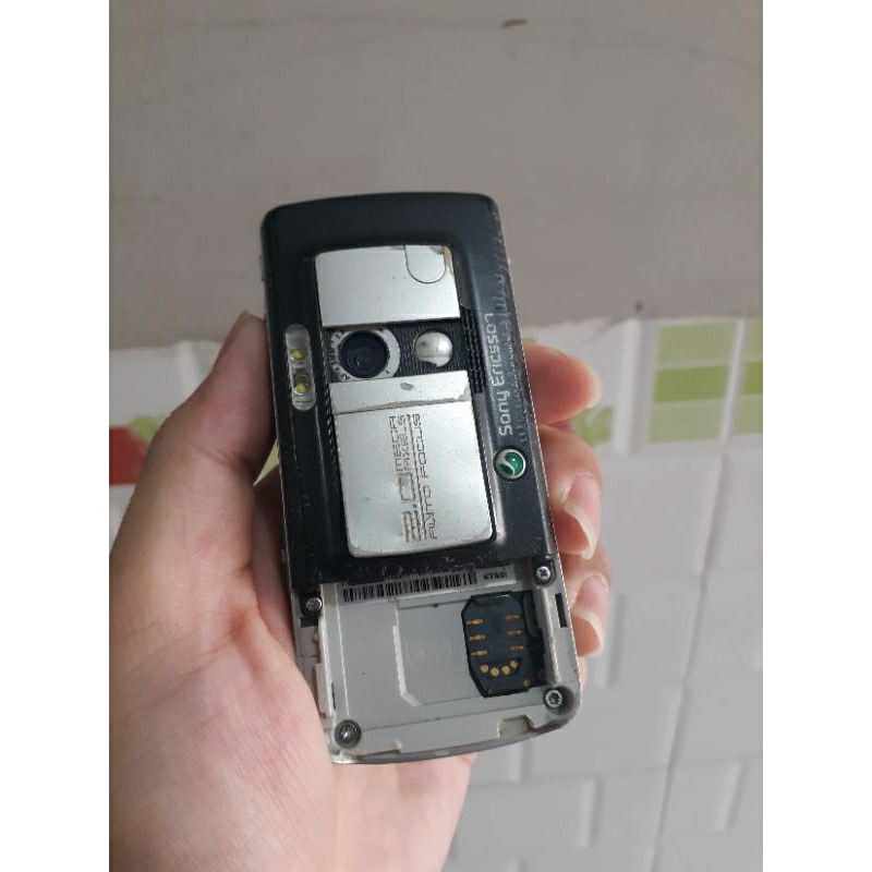 Xác Sony Ericsson K750i không pin, không rõ tình trạng