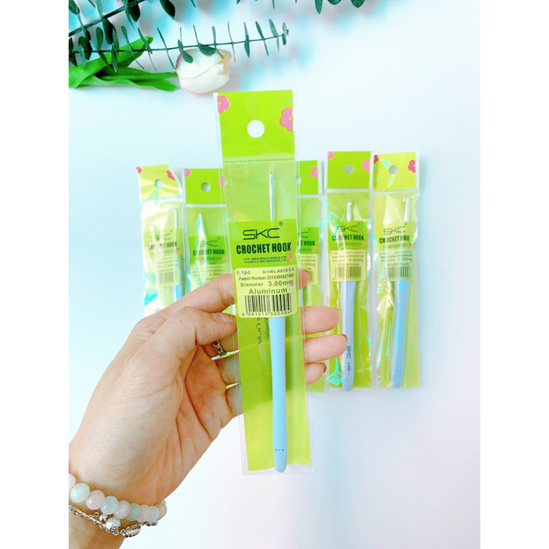 Kim móc len SKC cán nhựa mềm