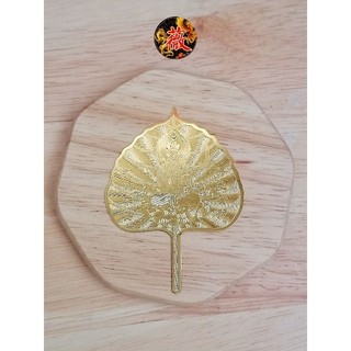 Lá bồ đề mạ vàng in hình Phật (đã khai quang)