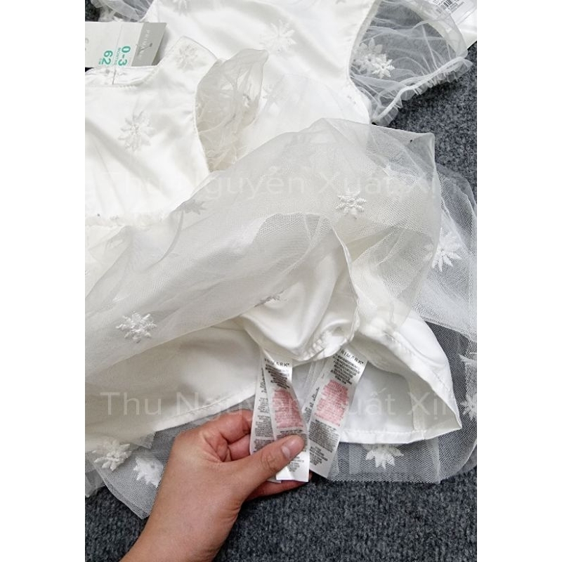 Váy công chúa Primark baby