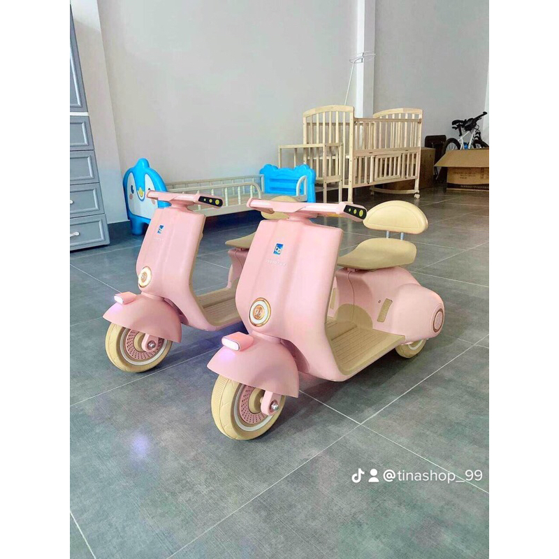 xe vespa điện cho bé mẫu mới nhất 2023, xe Vespa cho bé có nhạc, đèn, Bluetooth