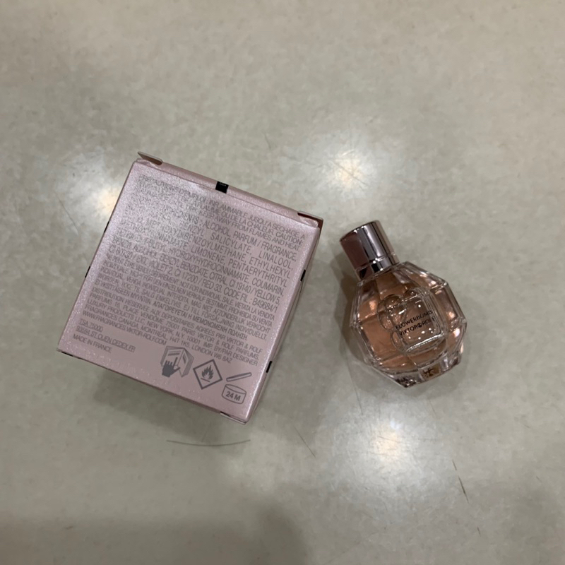 Nước hoa nữ Mini Viktor & Rolf Flowerbomb edp 7ml