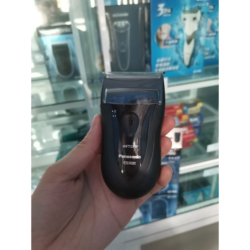 💎 Máy cạo râu cạo khô Panasonic ES 3831 màu đen sang trọng
