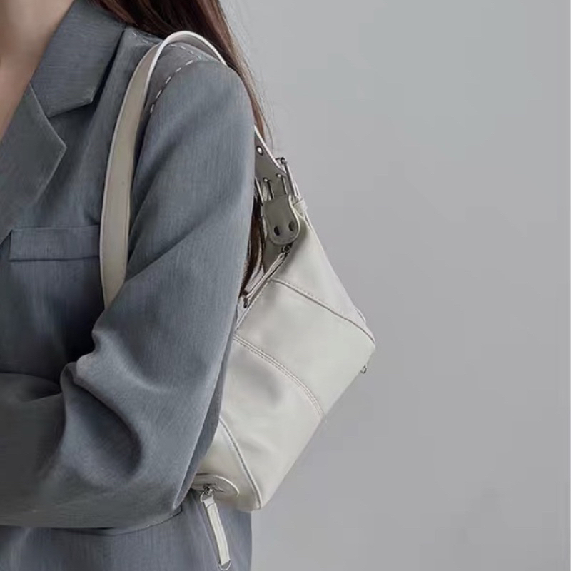 TÚI DA KẸP NÁCH -  THỜI TRANG TRENDY - PHONG CÁCH Y2K - TRẮNG & ĐEN