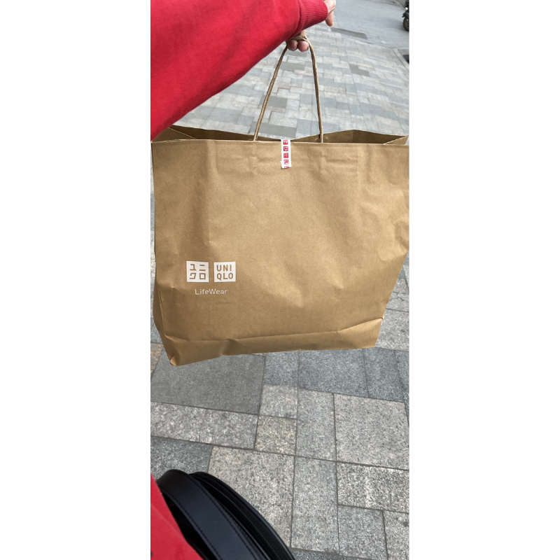 Áo phao lông vũ Uniqlo mua 3tr pass 2500k