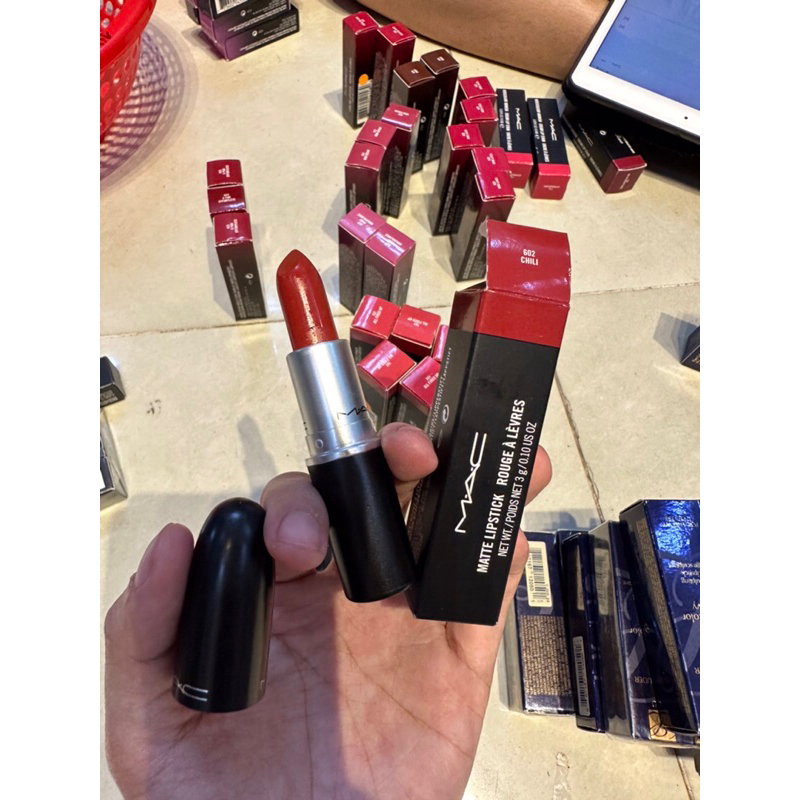 Son thỏi M.A.C Love Me Lipstick 3g