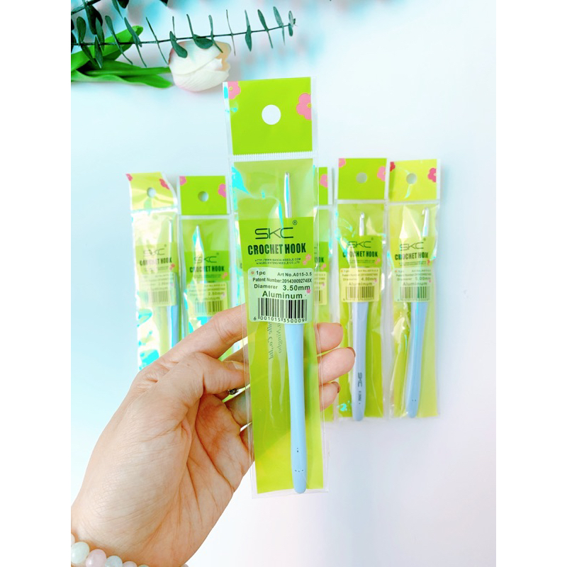 Kim móc len SKC cán nhựa mềm