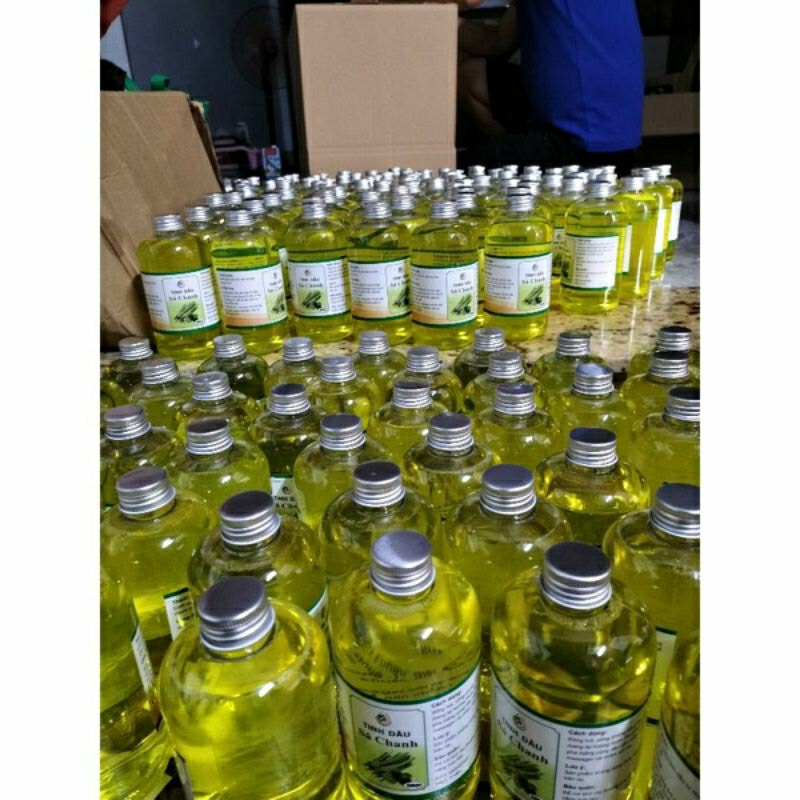 Tinh dầu sả chanh nắp nhôm 500ml xông hơi