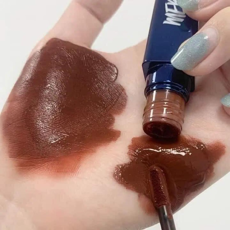 Son merzy v18 kem lì vỏ xanh