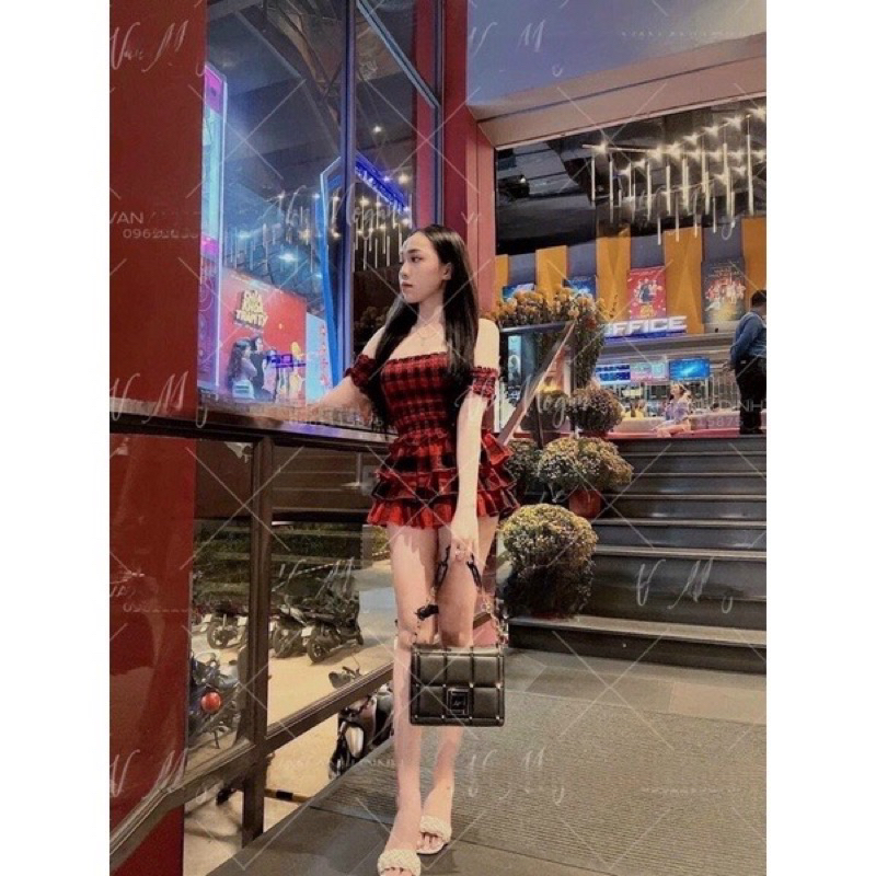 Set áo trễ vai nhún kèm chân váy caro nơ - Bộ 2 món áo mocking trễ vai caro chân váy tầng phối nơ