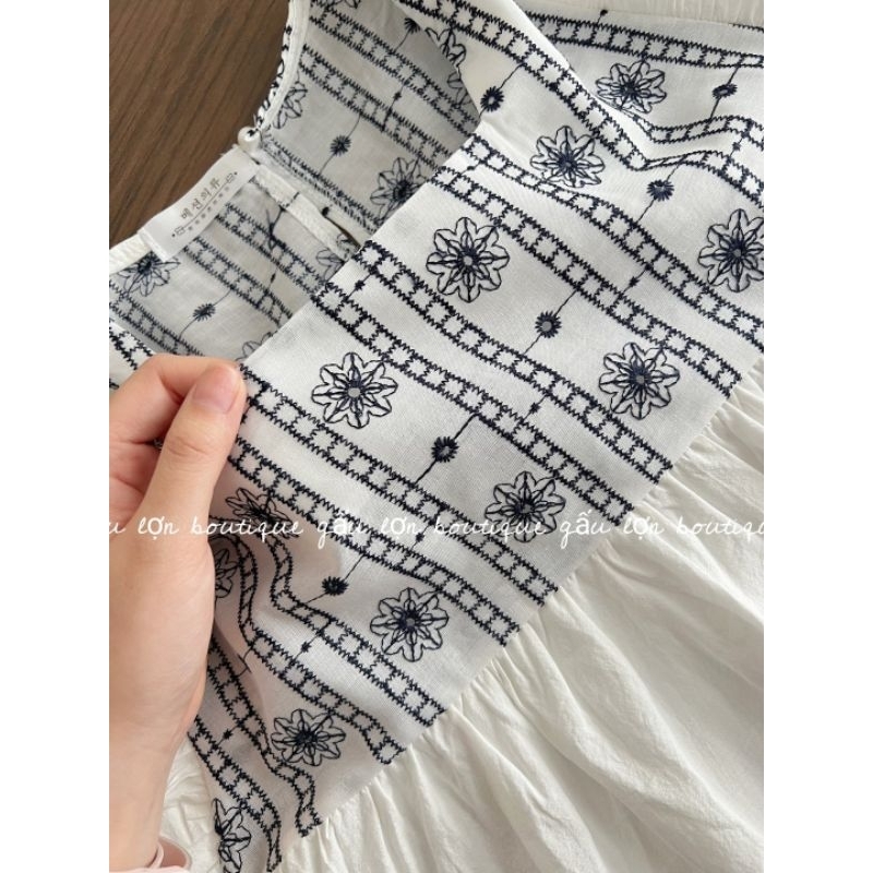Áo babydoll cộc cổ vuông ngực thêu hoa vintage