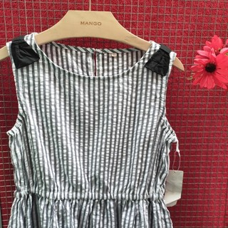 Đầm sát nách Seconhand. 2402