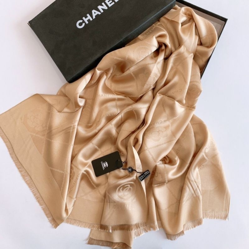 Khăn Đũi Channnel Hoa   - Khăn choàng hàng có sẵn