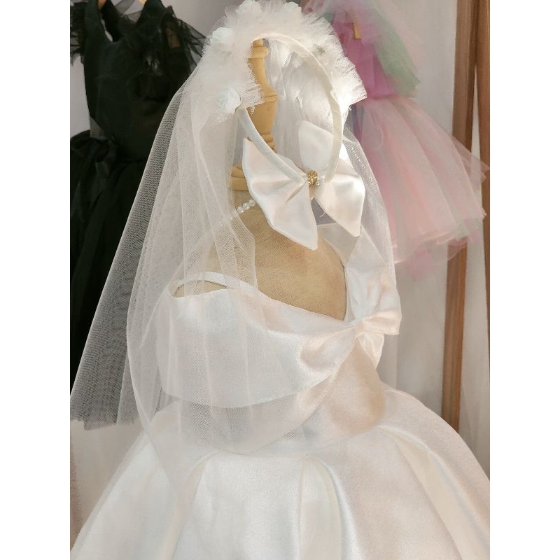 Váy công chúa thiết kế cho bé