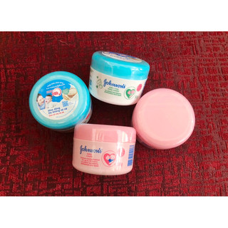 Kem dưỡng ẩm johnson’s baby