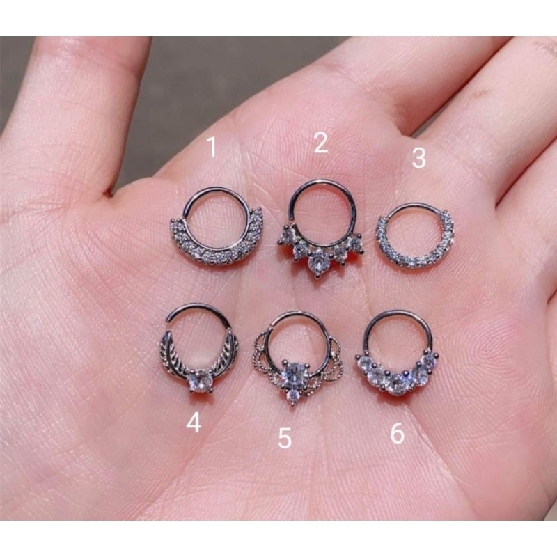 Khuyên septum, khuyên daith